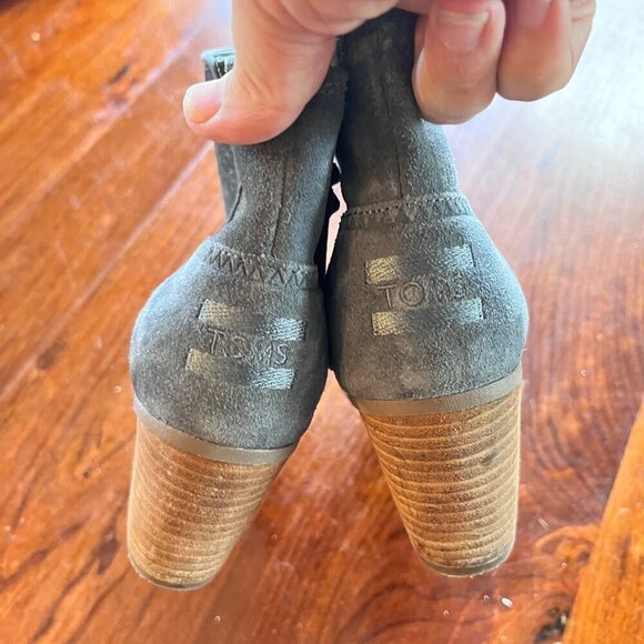 TOMS Women's Black Suede‎ Floral Open-Toe Booties Size 7.5 - Picture 4 of 9